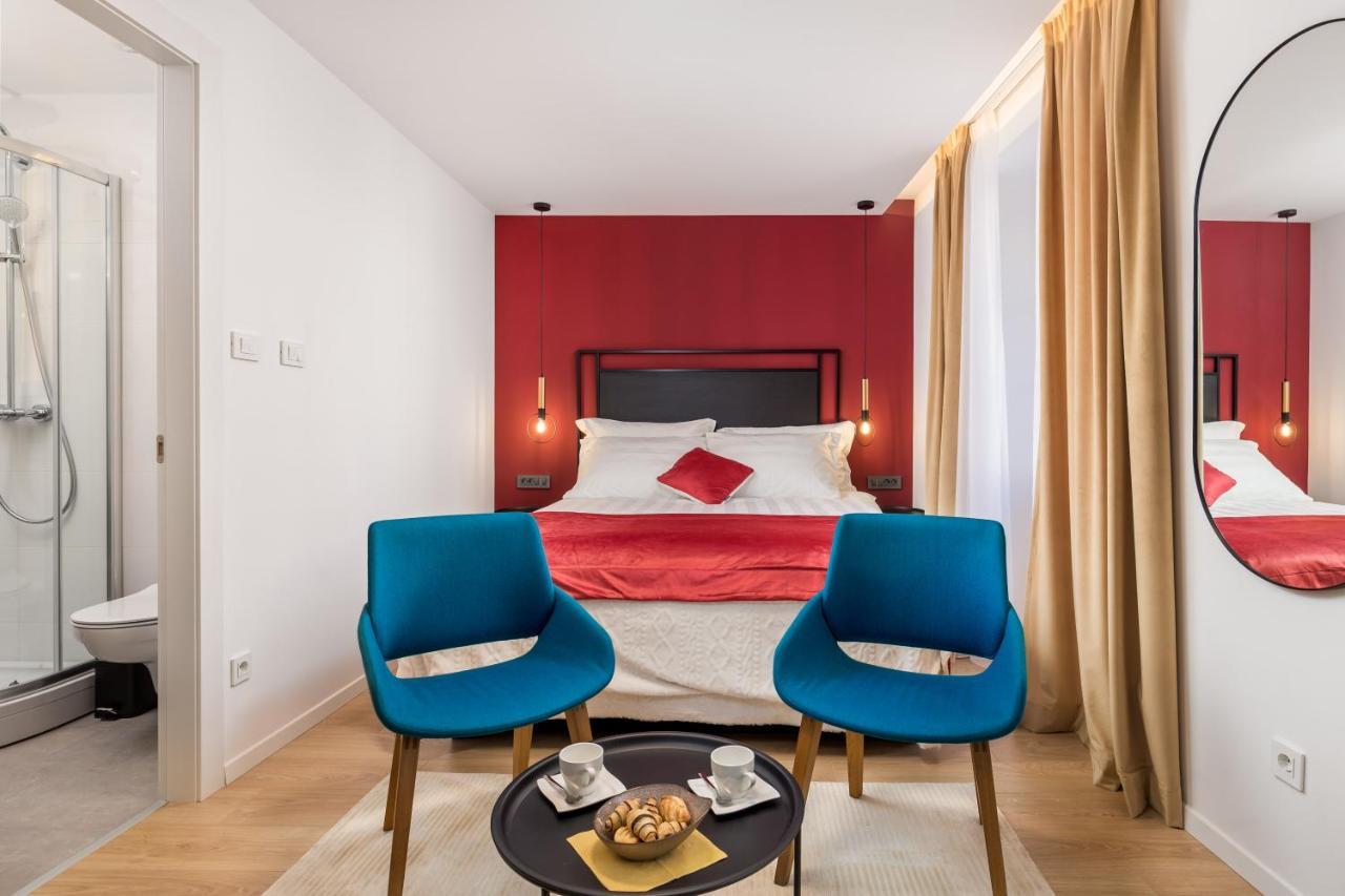 Appartement Sweet Nest Korzo à Rijeka Extérieur photo